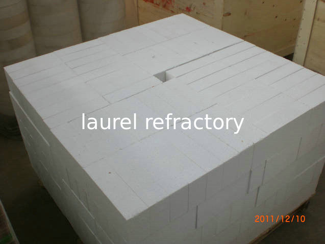 Thermal Insulation High Bulk Density Lining Corundum Refractory Brick / Block for Kiln